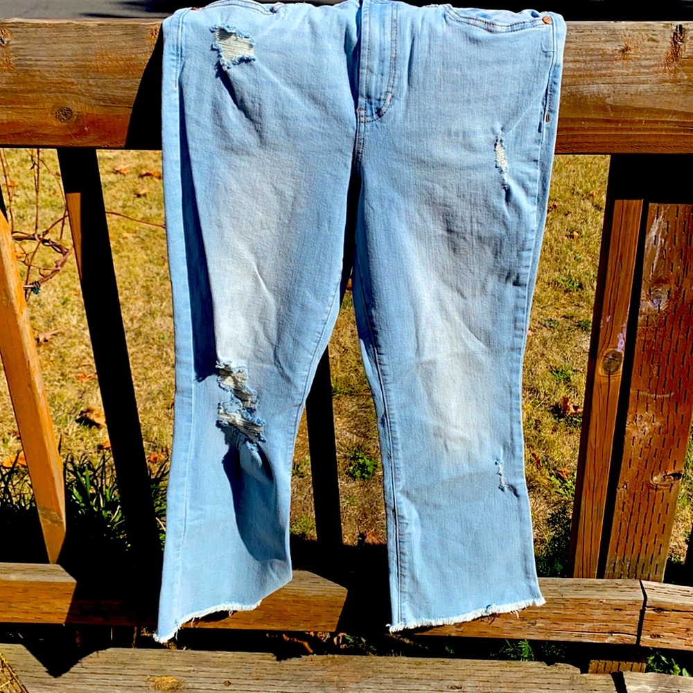 High rise authentic stretch, crop flare Jean